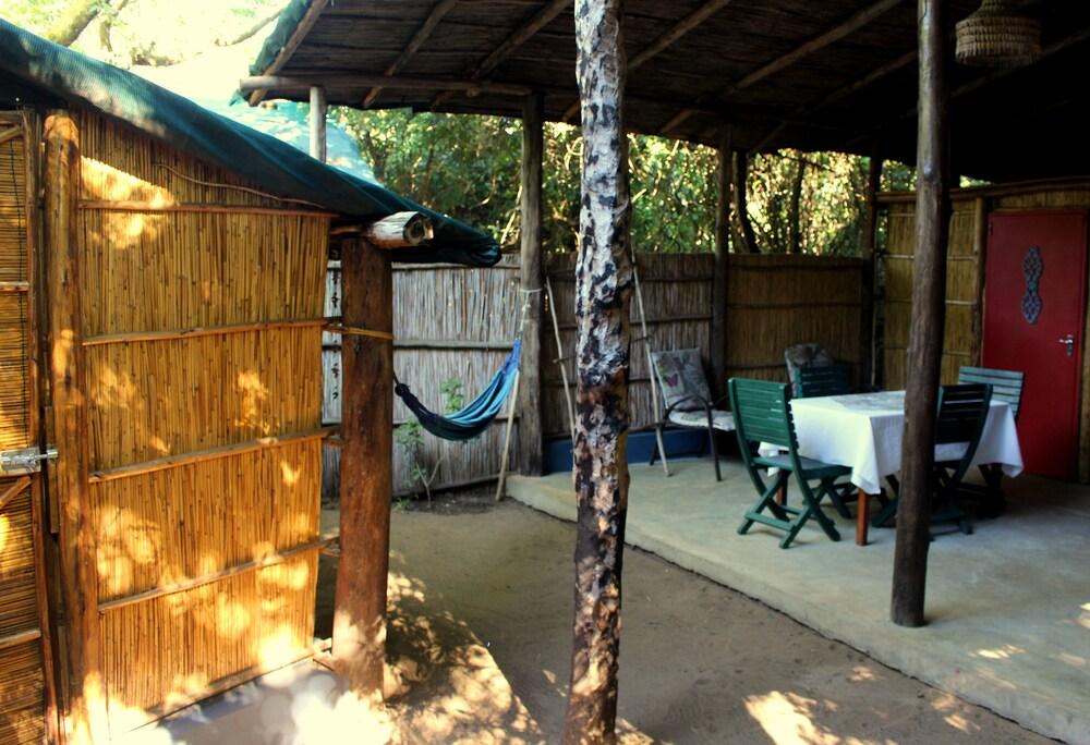 Gala Gala Eco Resort Понта до Оуро Екстериор снимка